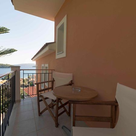 San Lazzaro Aparthotel Nydri  Exterior foto